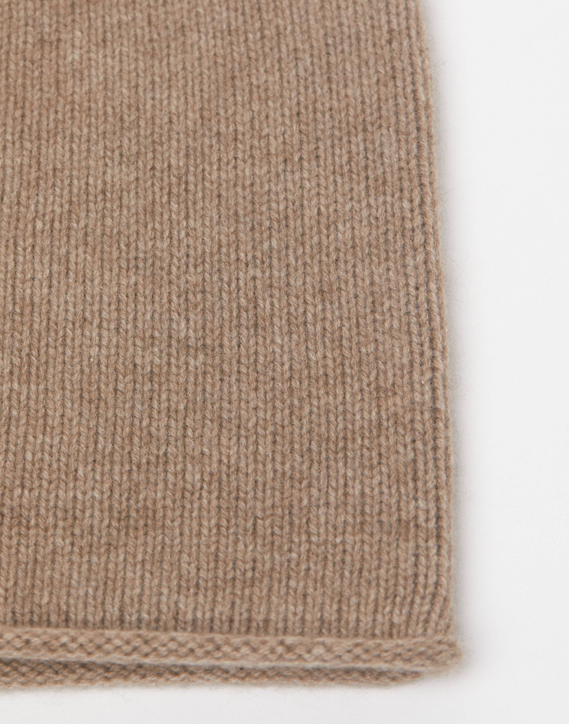 Shiitake Raw Cashmere Rolled Edge Beanie