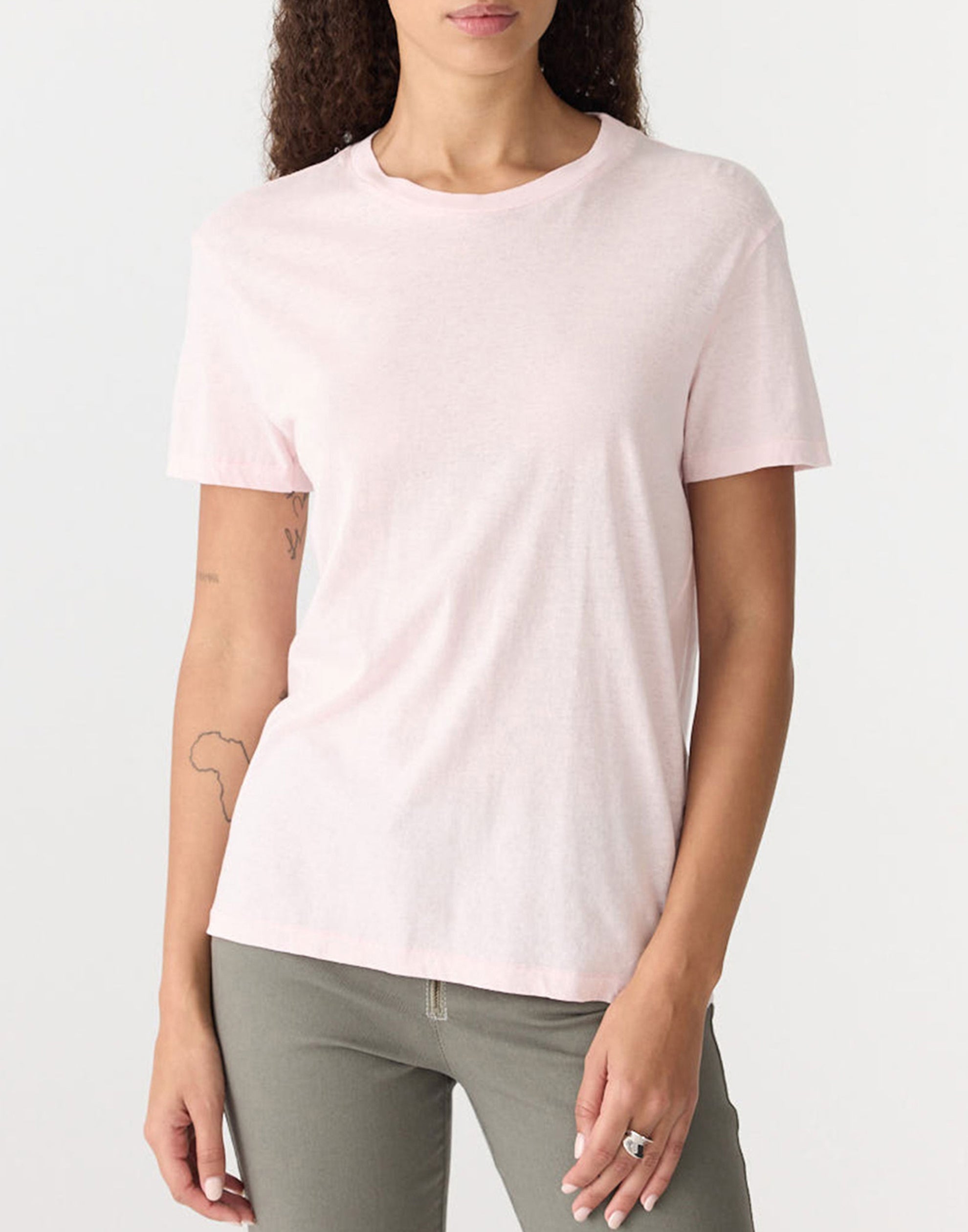 bassike-powder-pink-cotton-classic-t-shirt.jpeg
