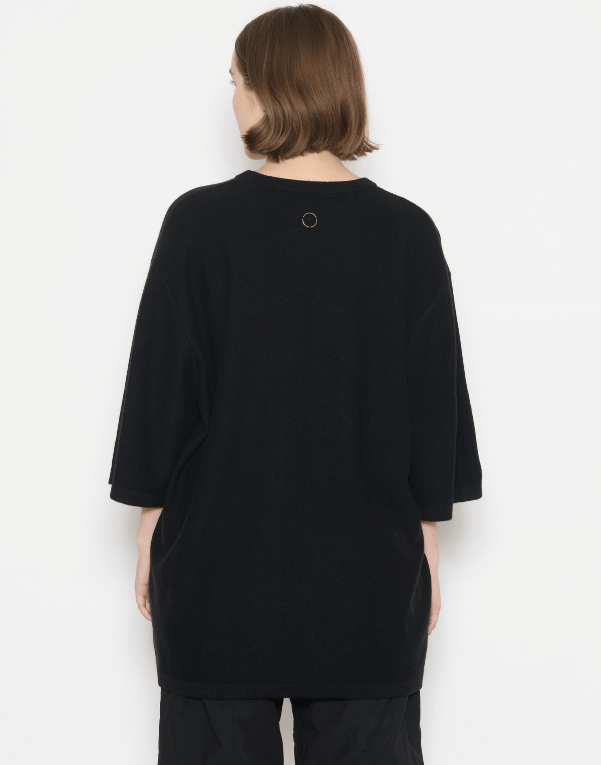 Black Cashmere Tarn Pullover