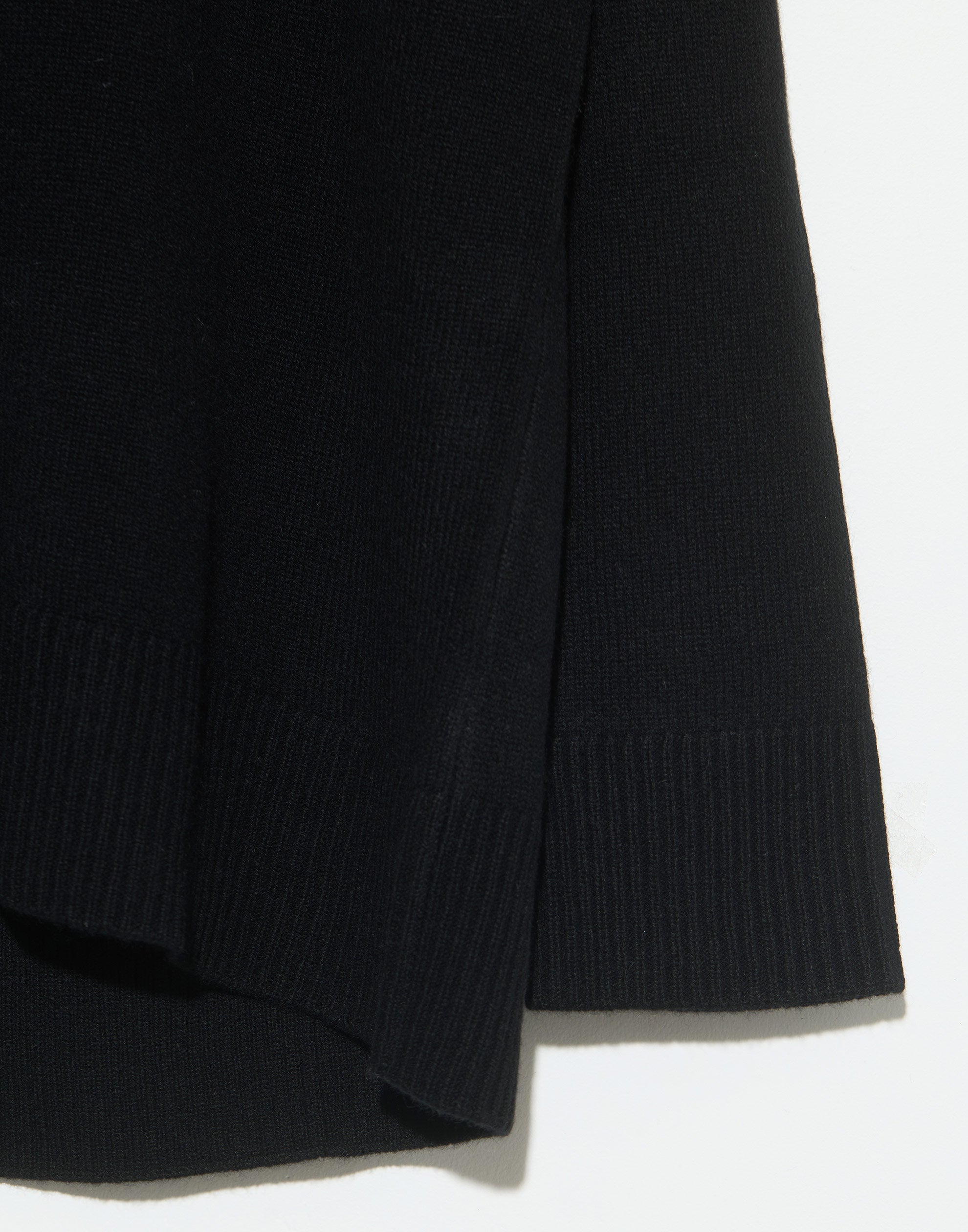 Black Cashmere Chunky Rollneck Pullover