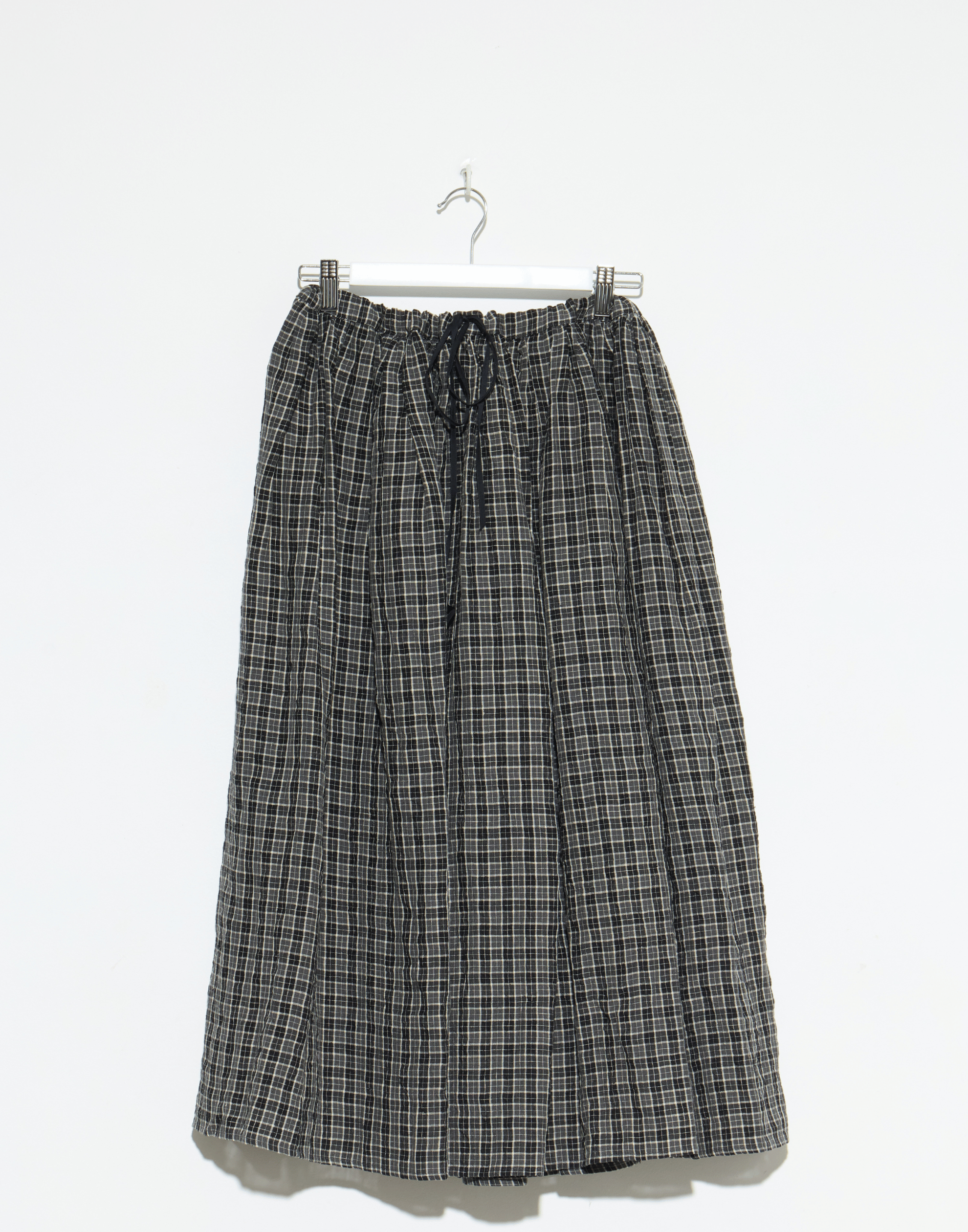 apuntob-cement-black-linen-check-skirt.jpeg