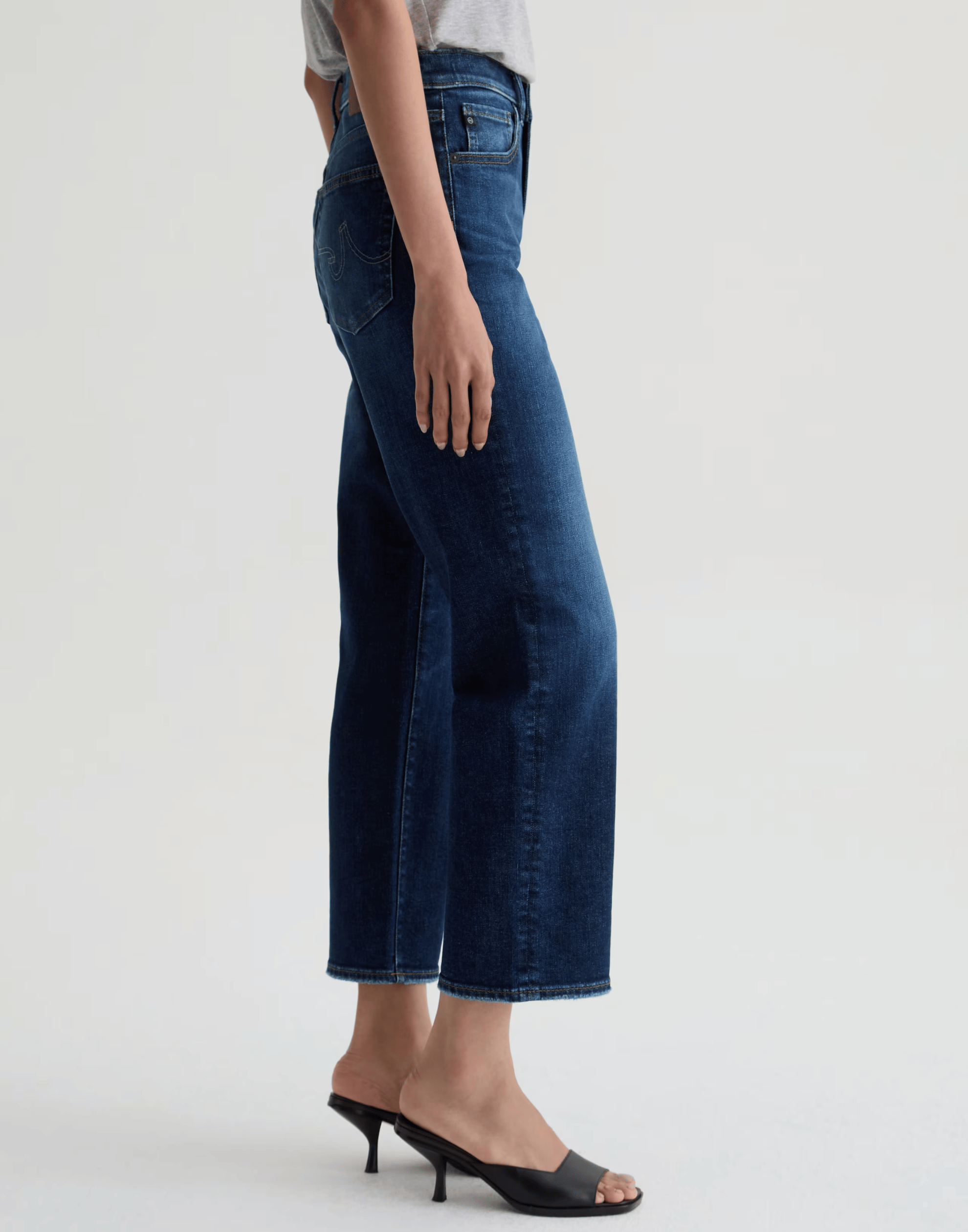 Outspoken Mid-Rise Brinley Crop Jeans