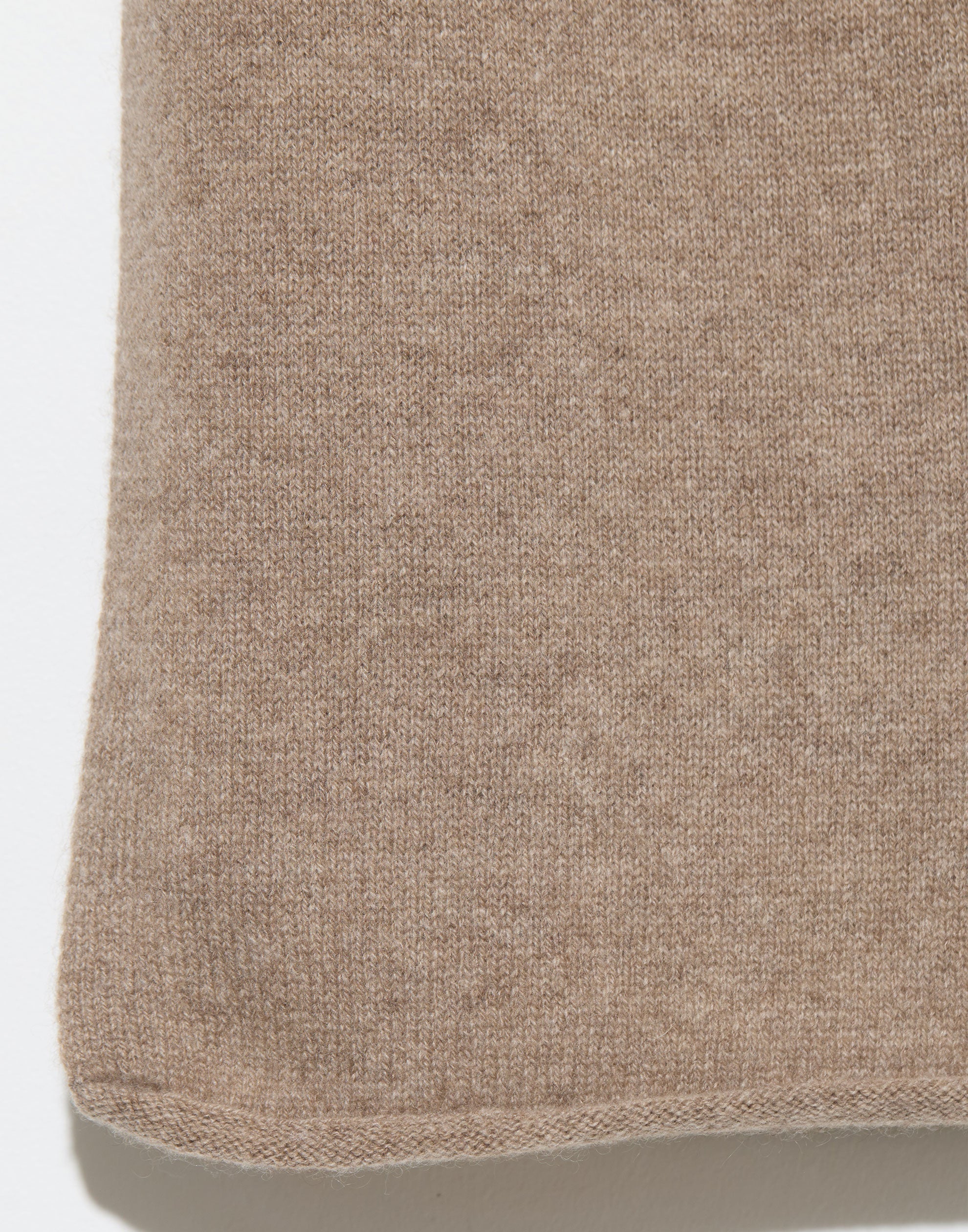 Shiitake Raw Cashmere Everyday Scarf