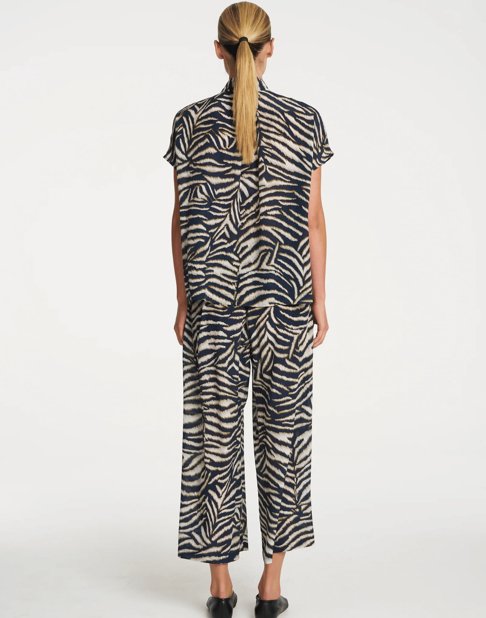 Brush Print Silk Funnel Shell Top