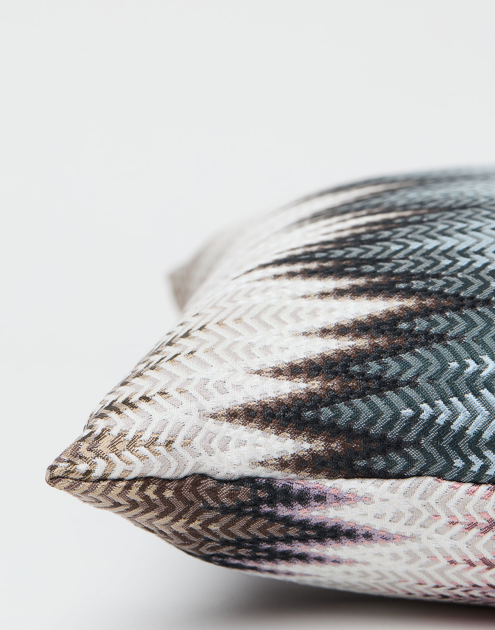 Phrae 132 Cushion 40cm x 40cm