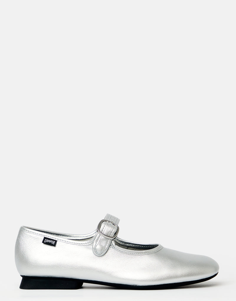 camper-silver-leather-casi-myra-ballerinas.jpeg