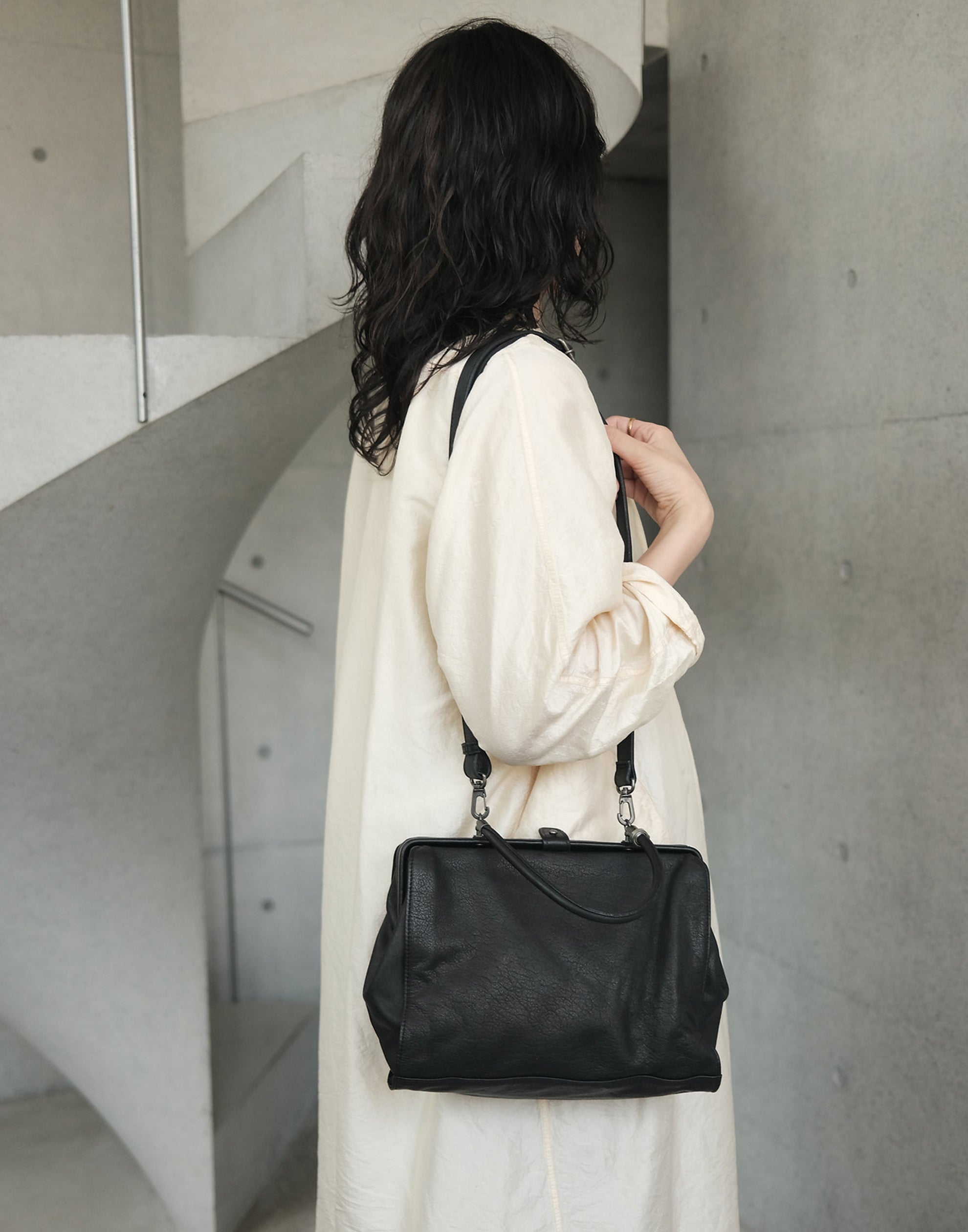 Black Leather Medium 2WAY Bag