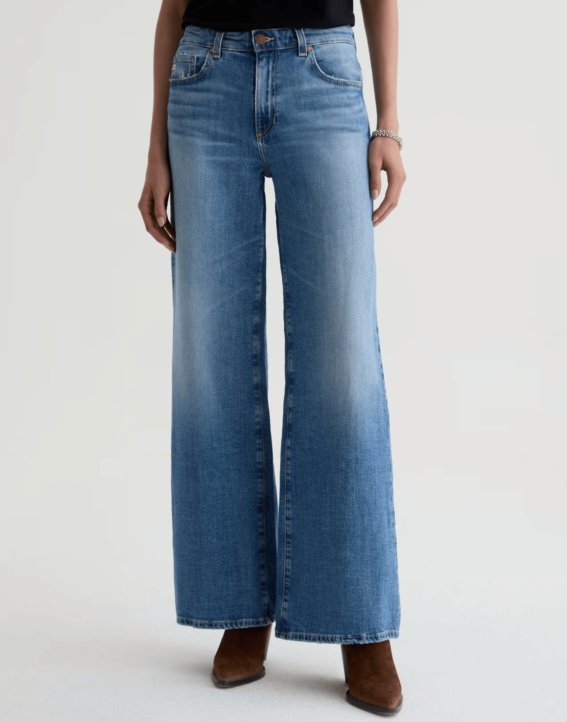 American West Mid-Rise Saige Jeans
