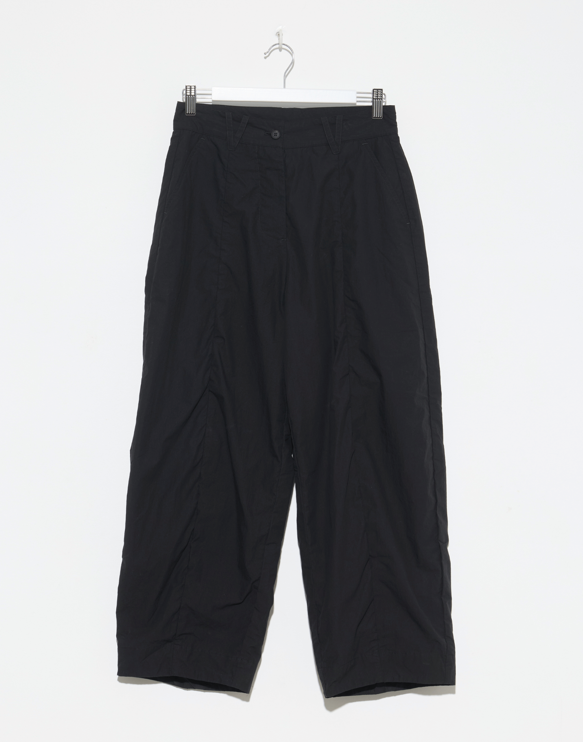 bergfable-black-cotton-sandra-pants.jpeg