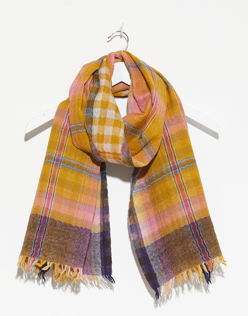 inoui-editions-yellow-wool-milowe-scarf.jpeg