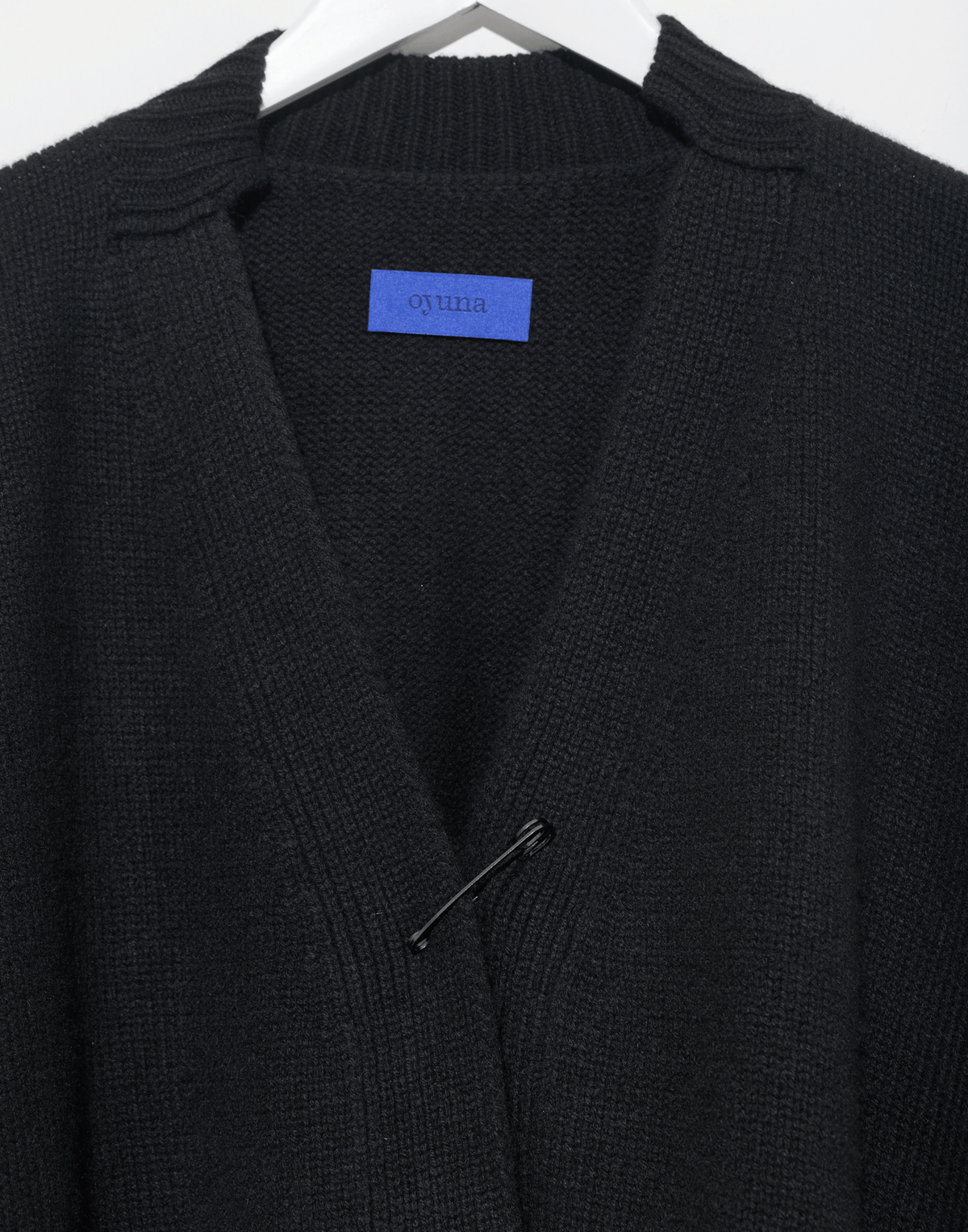 Black Cashmere Aire Chunky Cardigan