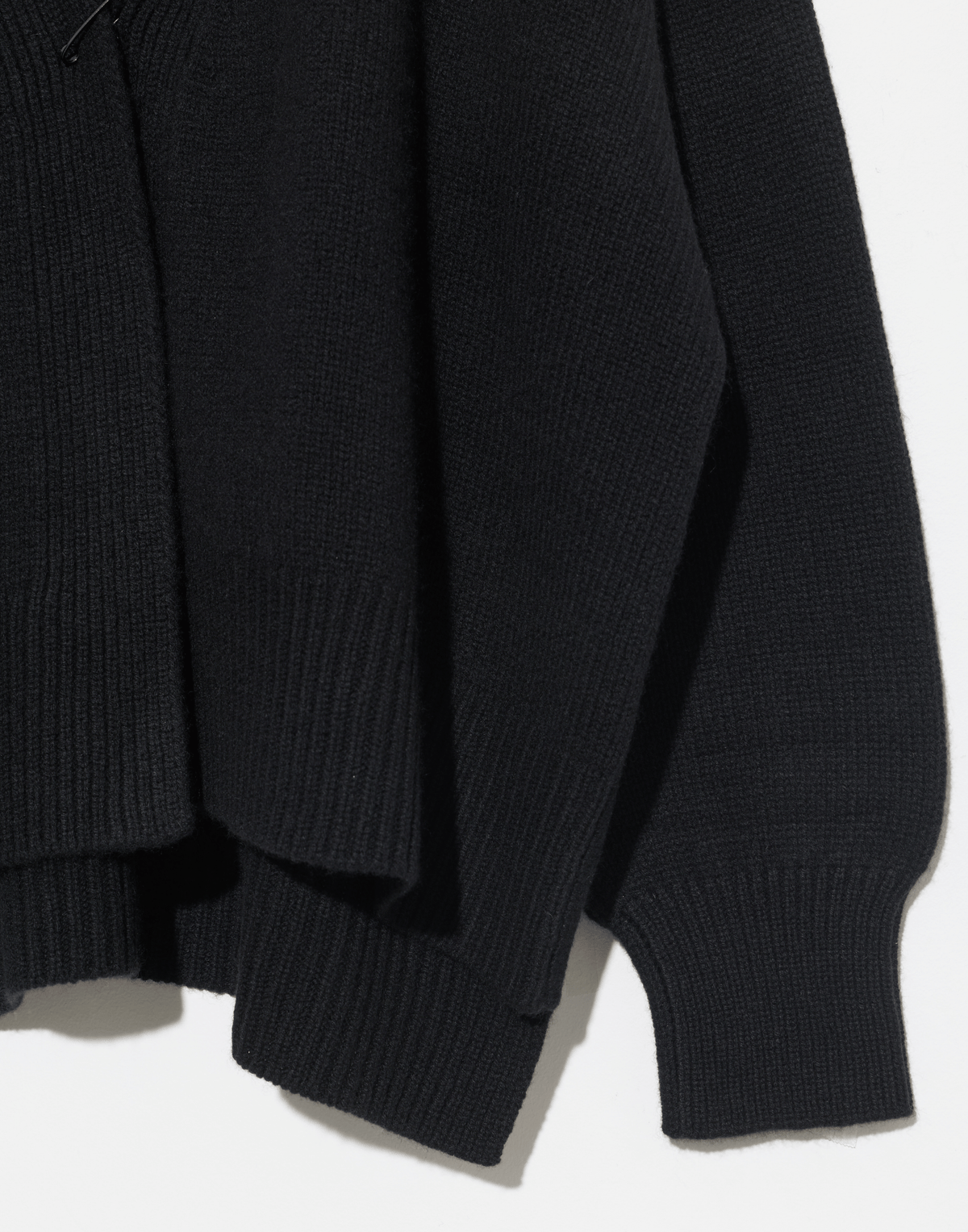 Black Cashmere Aire Chunky Cardigan