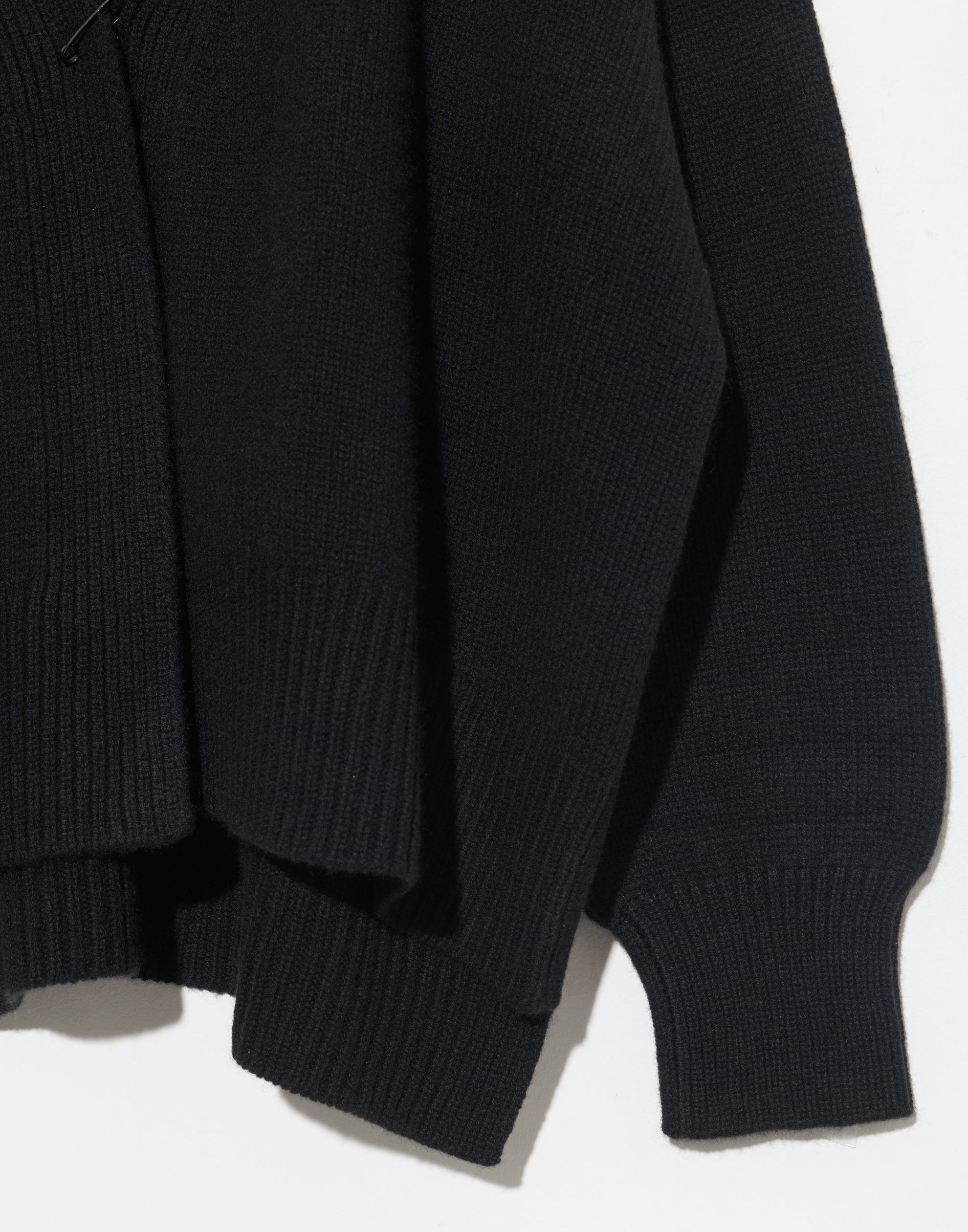 Black Cashmere Aire Chunky Cardigan