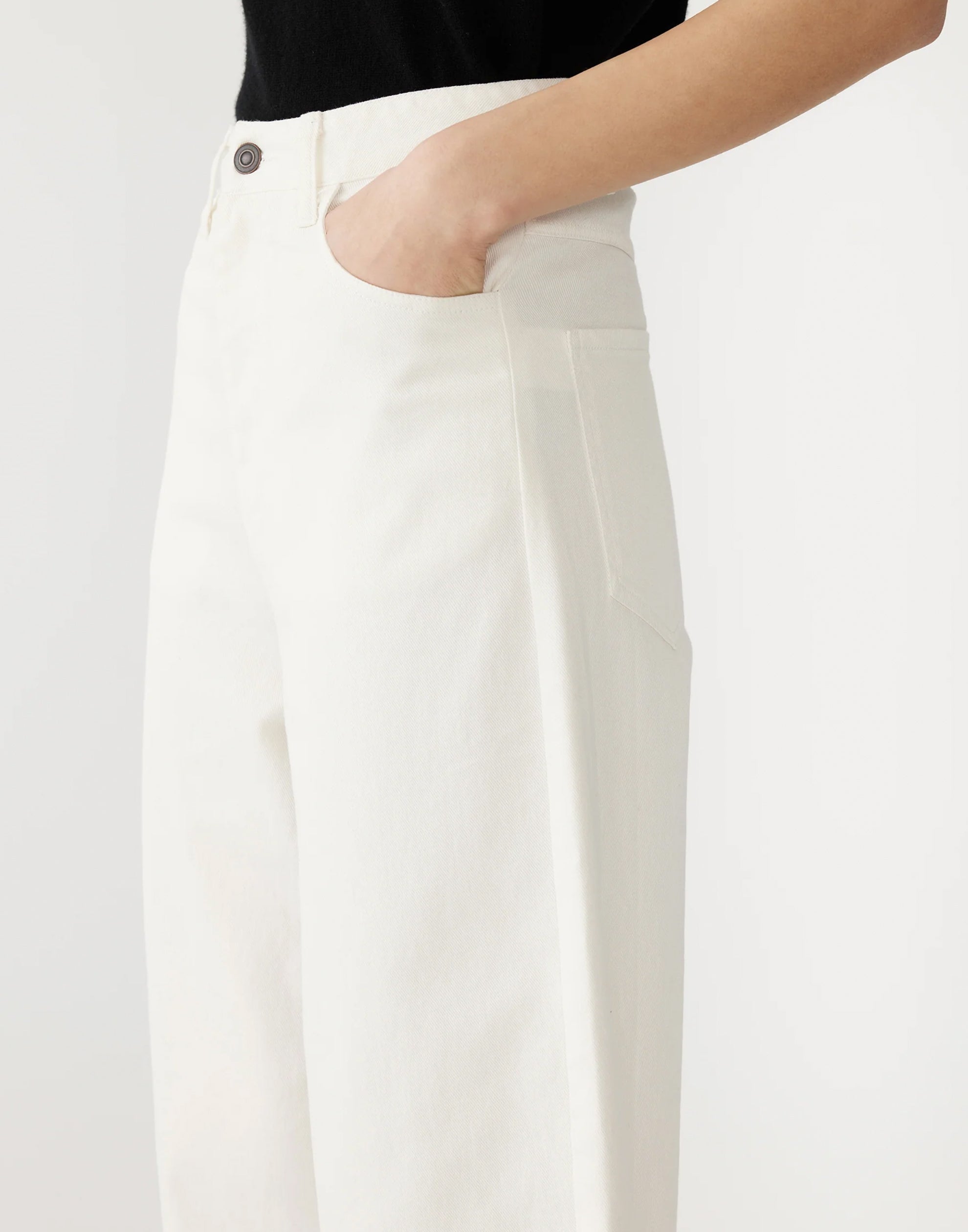 White Cotton Twill Barrel Leg Pants