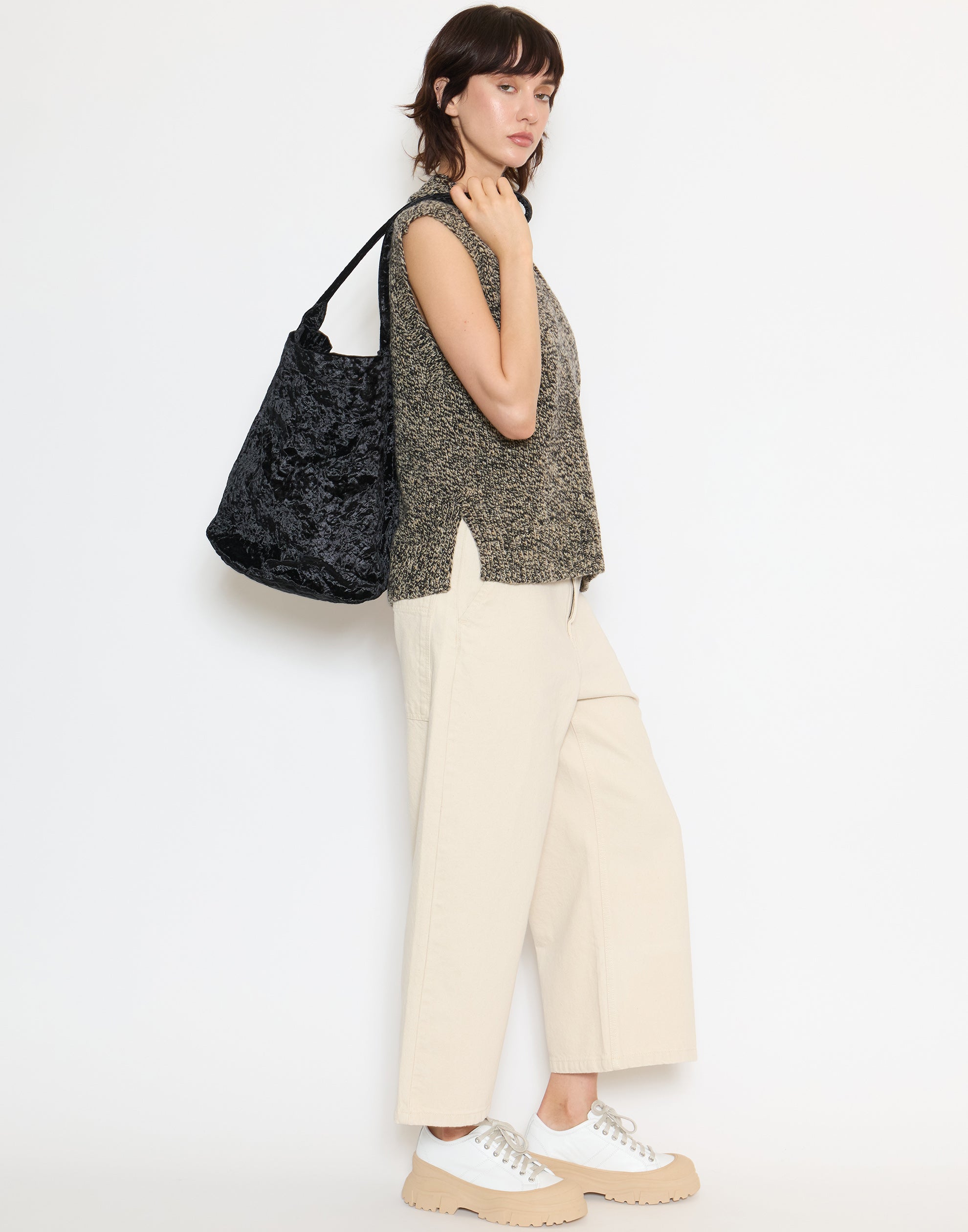 Black Velvet Big Tube Bag