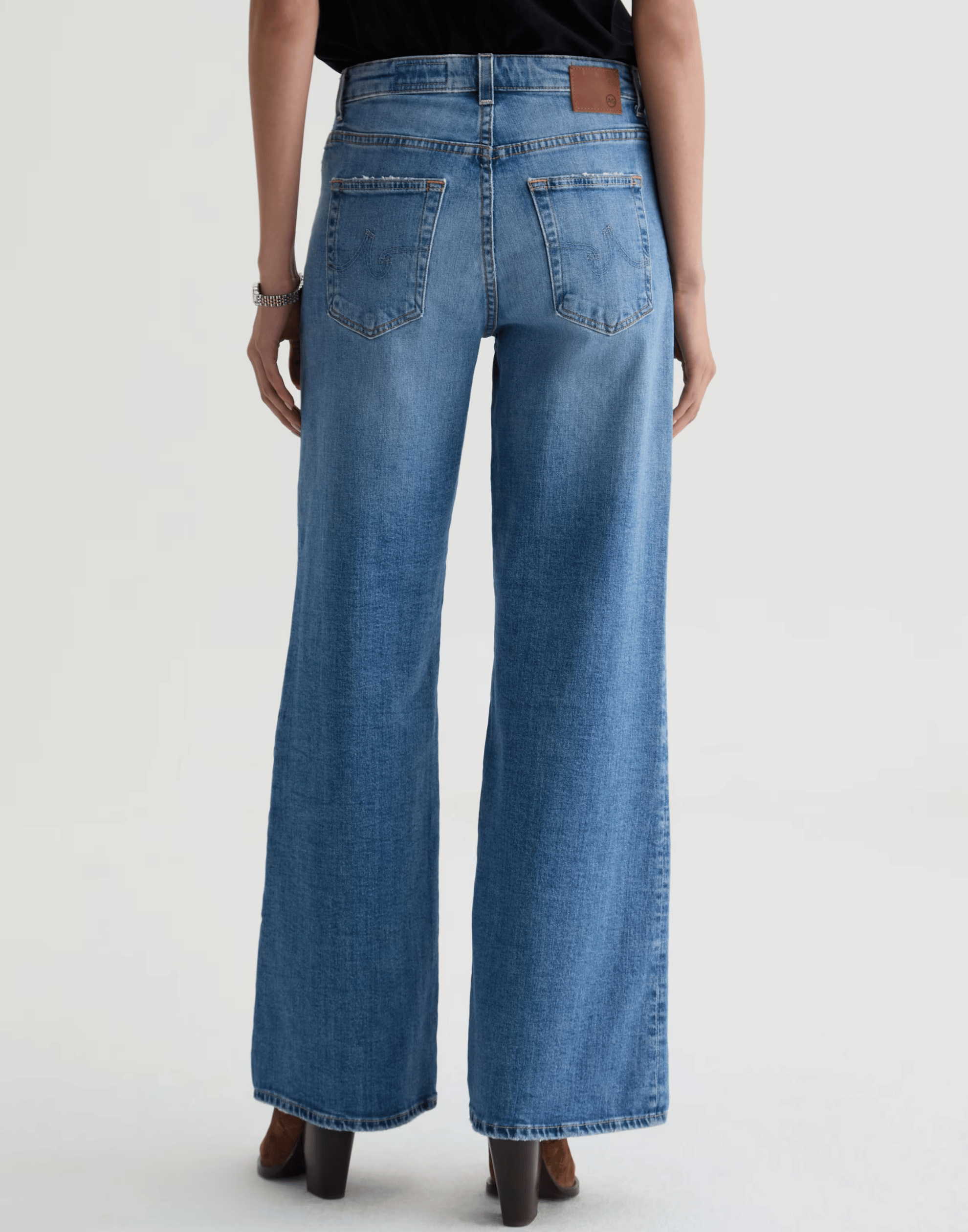 American West Mid-Rise Saige Jeans