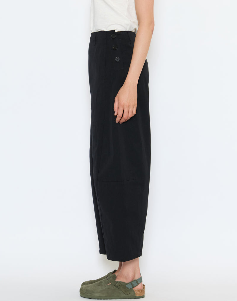 Black Cotton Linen Twisted Seam Trousers