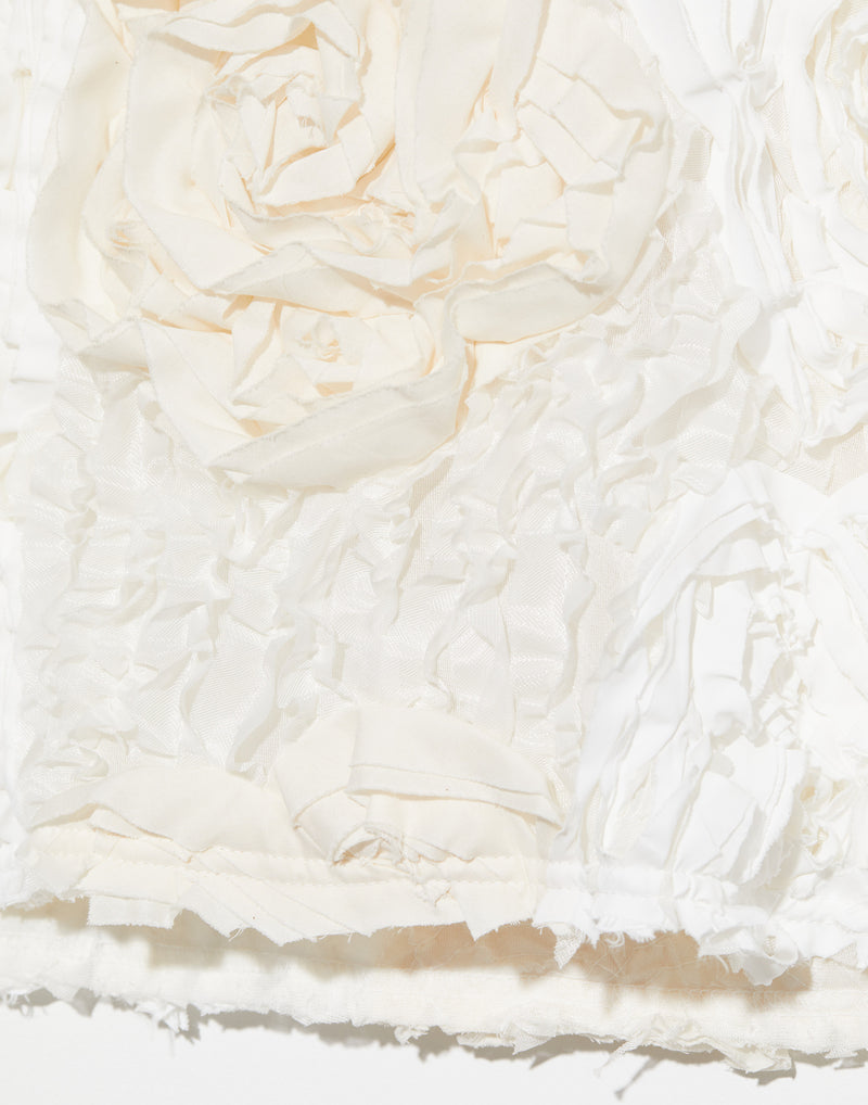 Off White Floral Appliqué Sleeveless Top