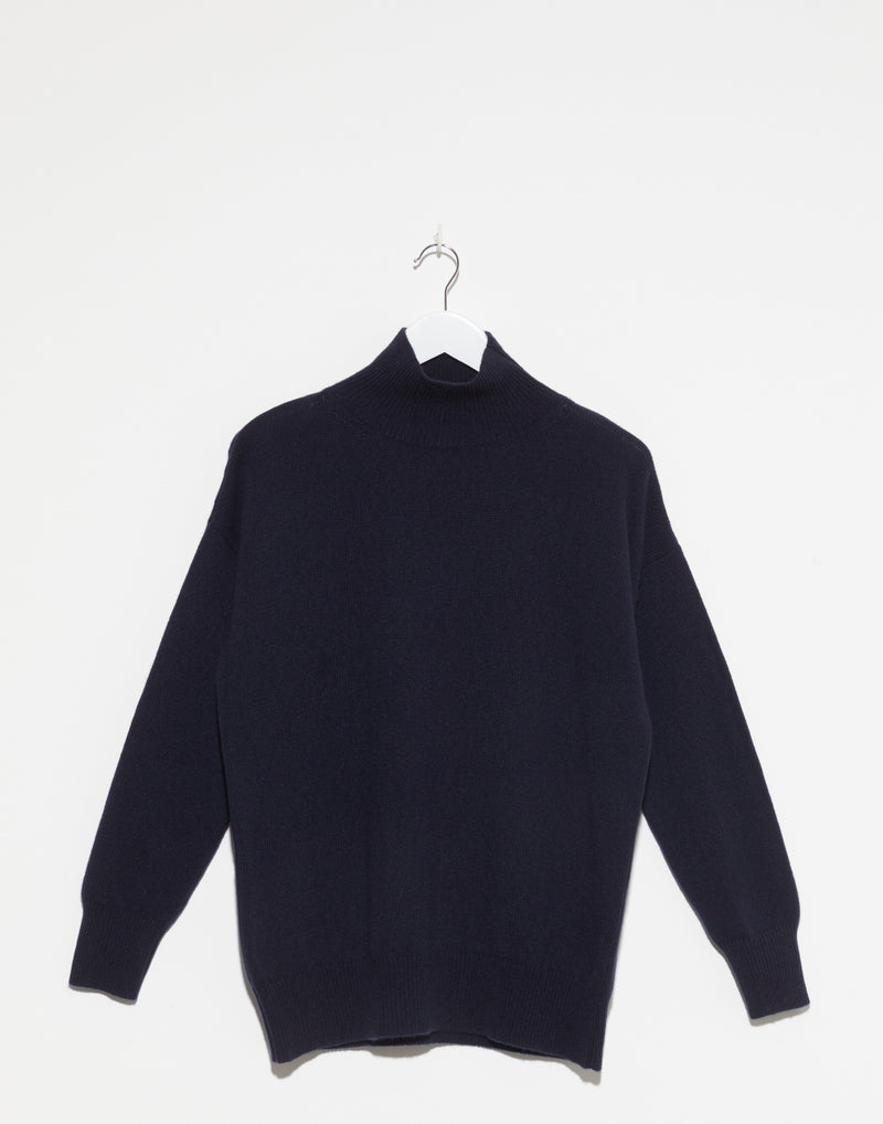 incentive-cashmere-beluga-blue-cashmere-iris-pullover.jpeg