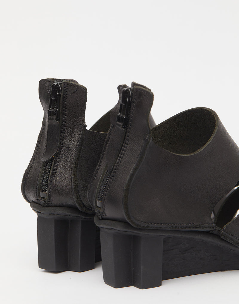 Black Tough Leather Sandals