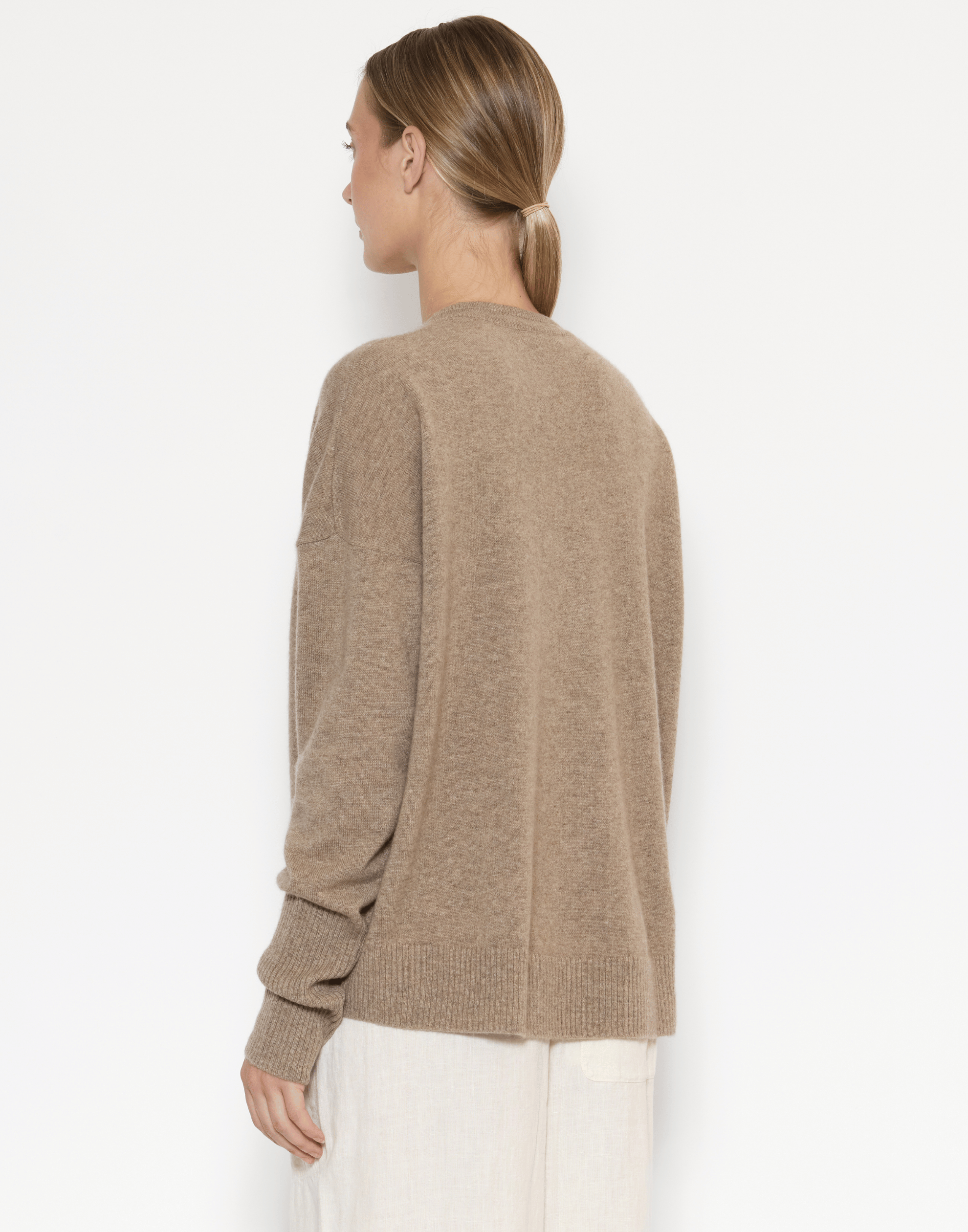 Shiitake Raw Cashmere Relaxed Pullover