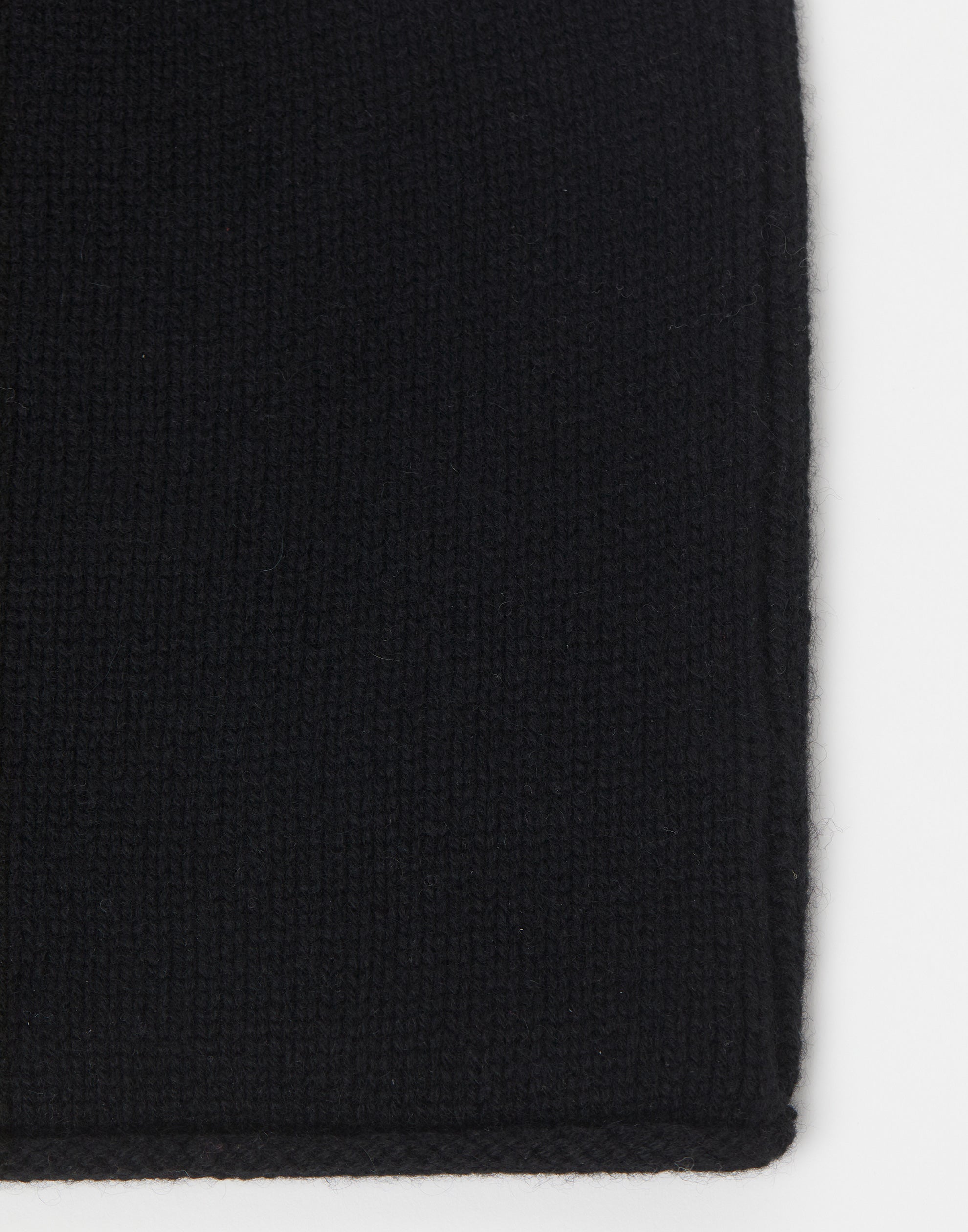 Black Cashmere Beanie