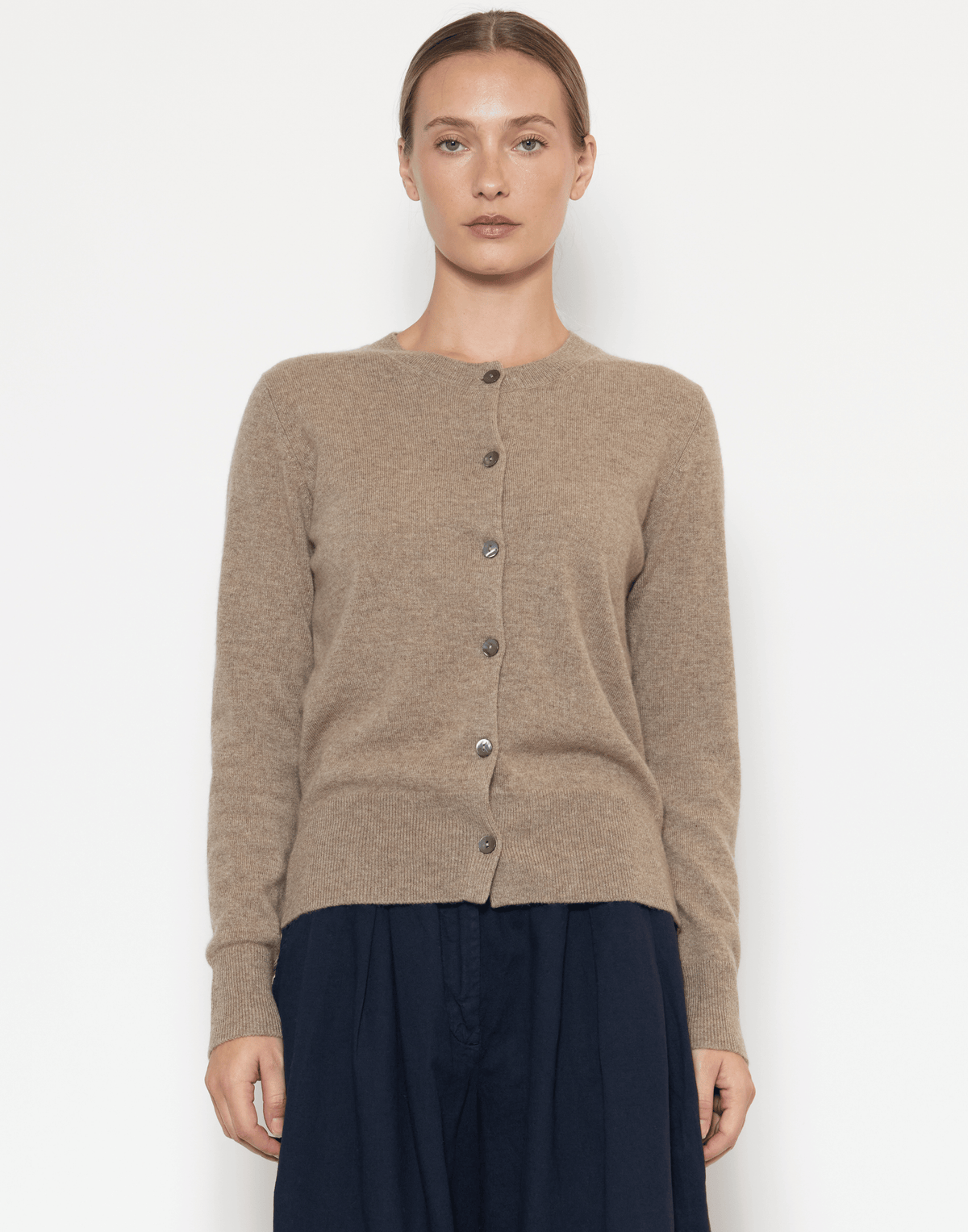 Shiitake Raw Cashmere Crew Neck Cardigan