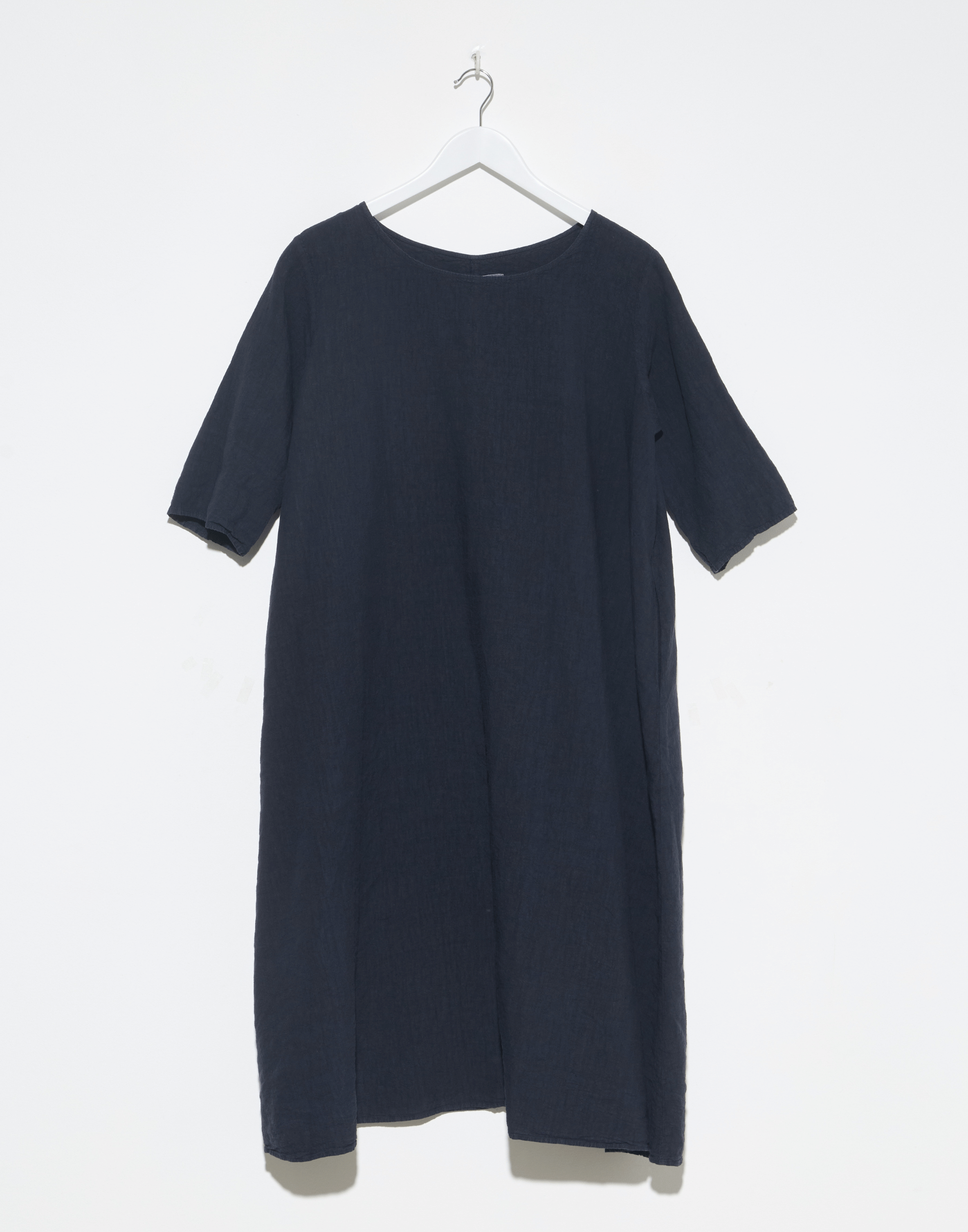 manuelle-guibal-danish-blue-linen-yilin-tunic-dress.jpeg