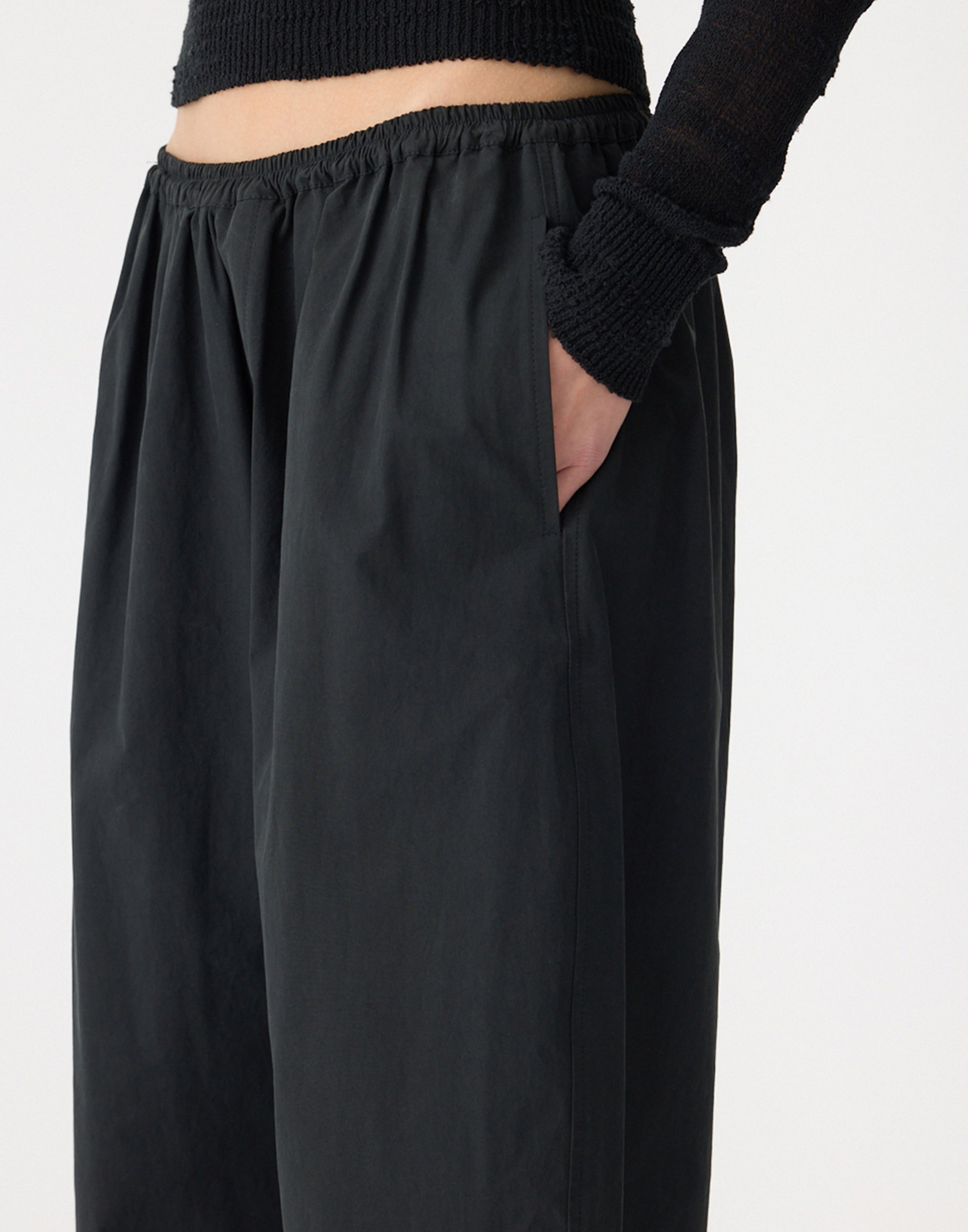 Black Crushed Cotton Gathered Pant