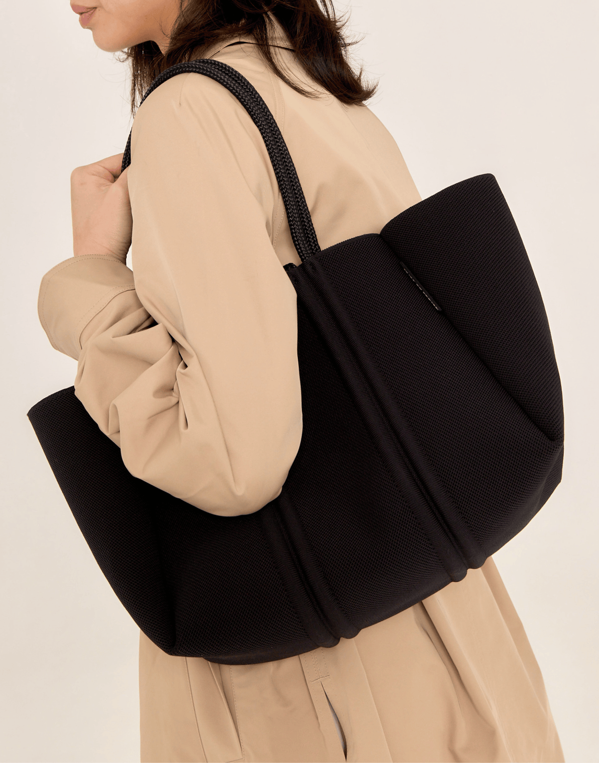 Black & Hazelnut Meridian Midi Tote
