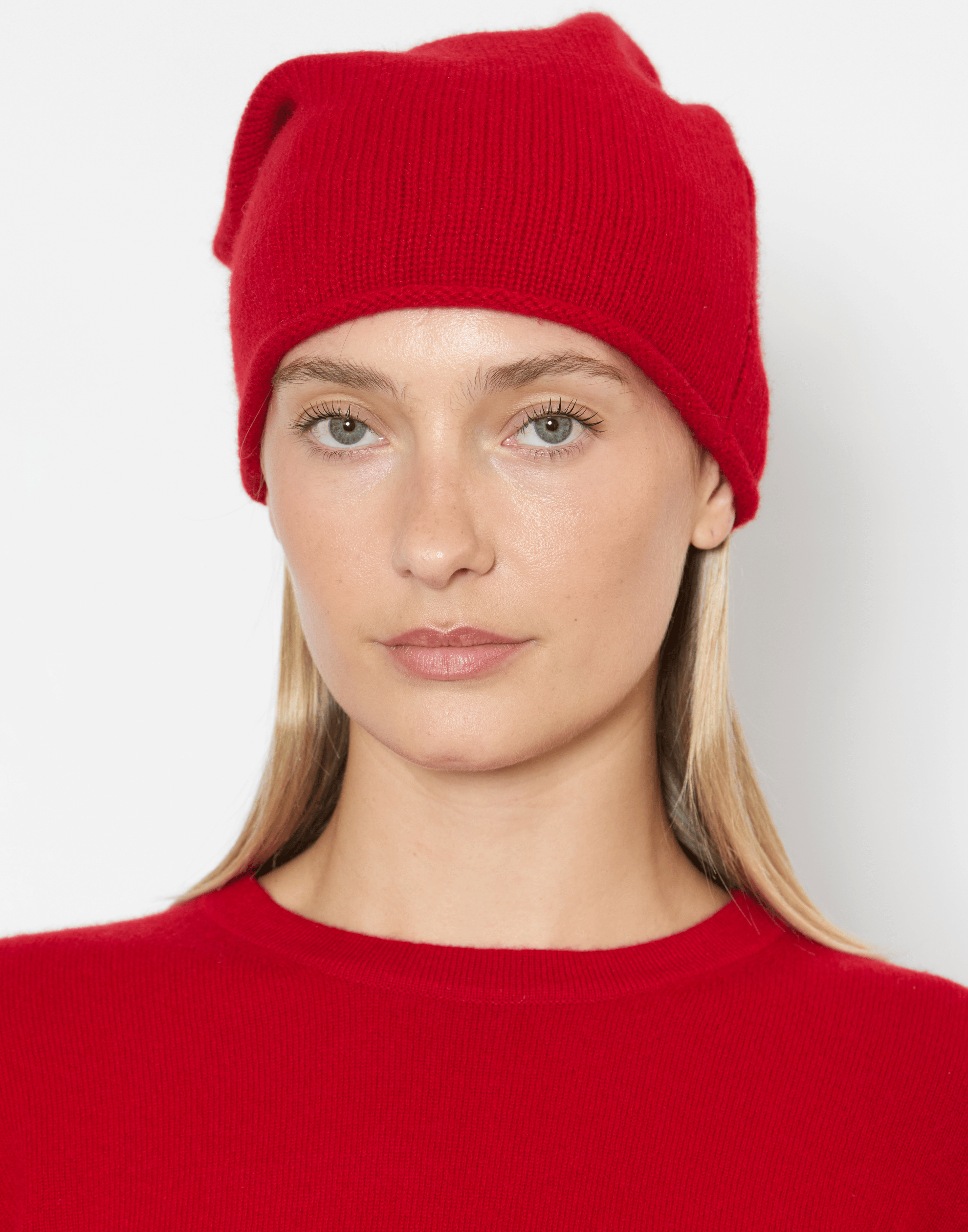 Scarlet Red Cashmere Rolled Edge Beanie