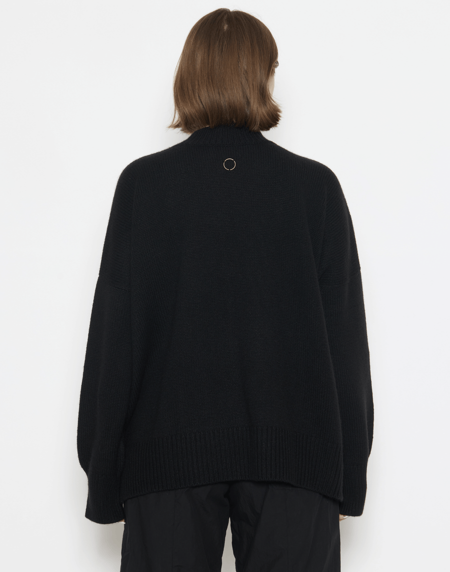 Black Cashmere Aire Chunky Cardigan
