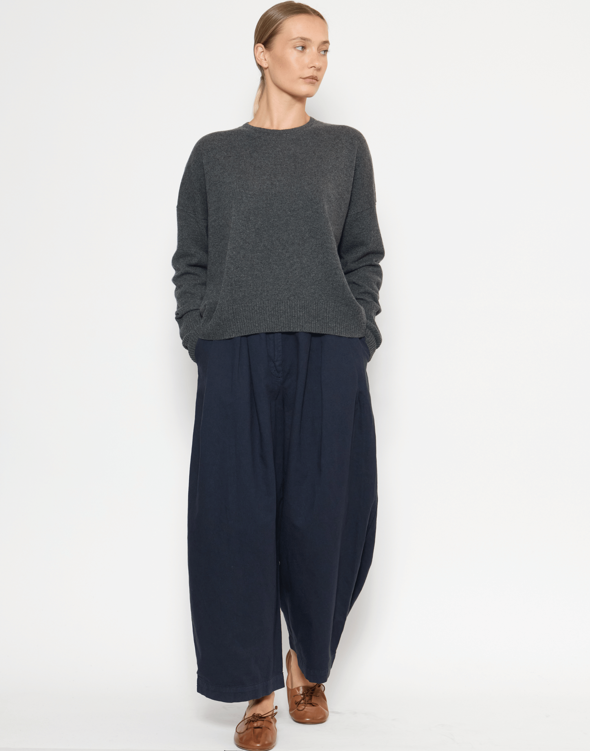 Dark Grey Cashmere Relaxed Pullover