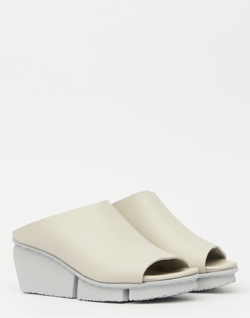 Pearl Grey Leather Solo Wedge Sandals