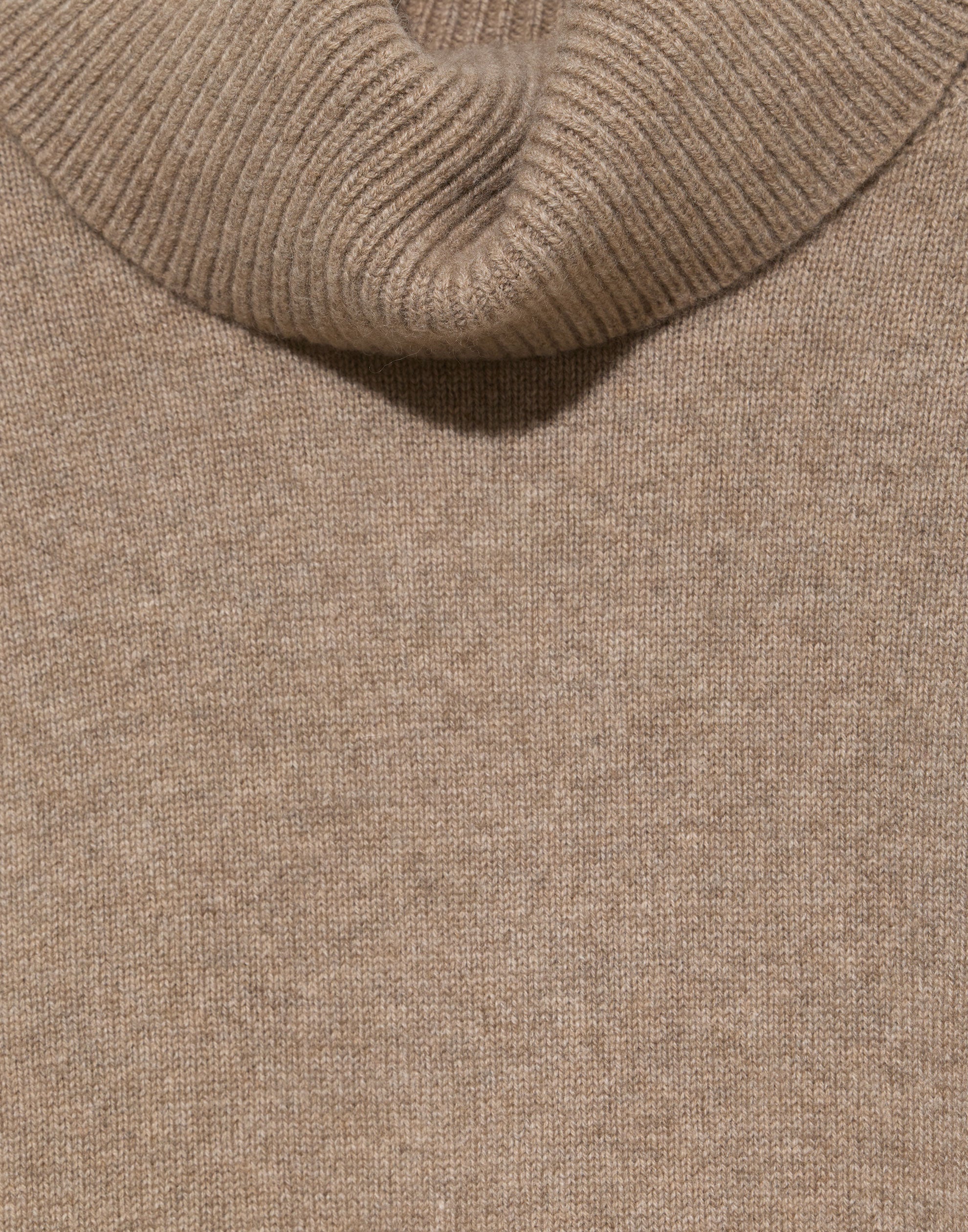 Shiitake Raw Cashmere Chunky Rollneck Pullover