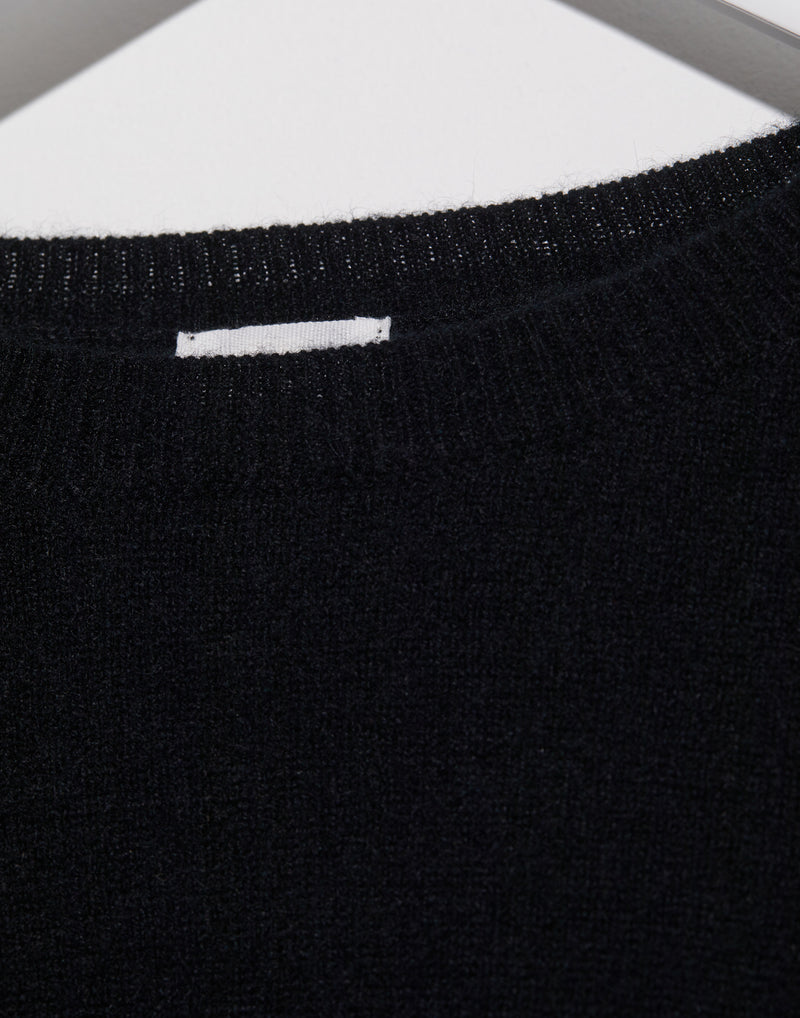 Black Cashmere Relaxed Pullover