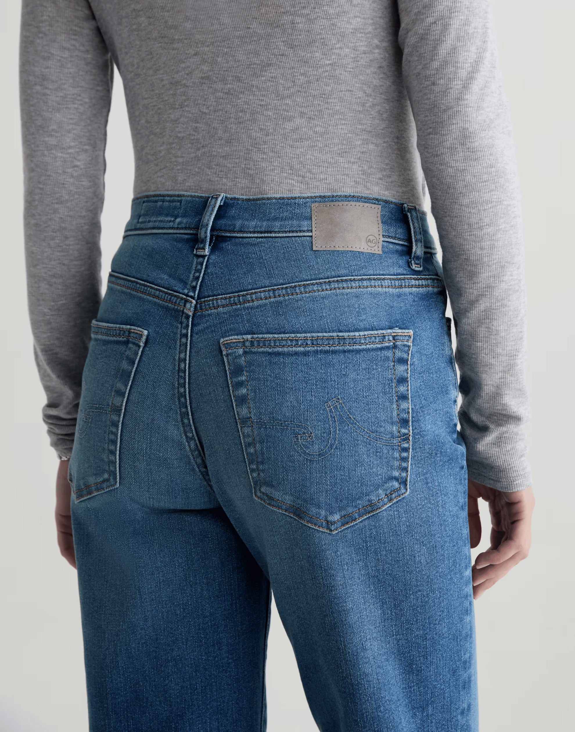 Rewind Mid-Rise Brinley Jeans