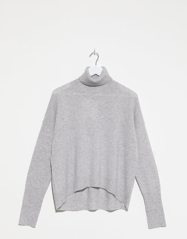 cashmerism-light-grey-rollneck-cashmere-pullover.jpeg