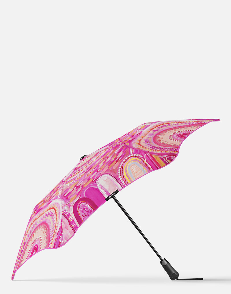 blunt-kenita-lee-metro-umbrella.jpeg