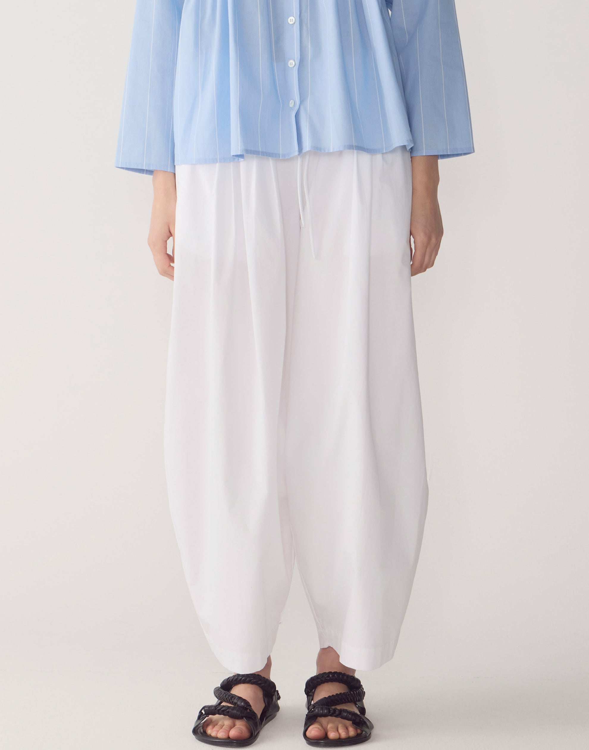 foemina-white-cotton-poplin-pamela-pants.jpeg