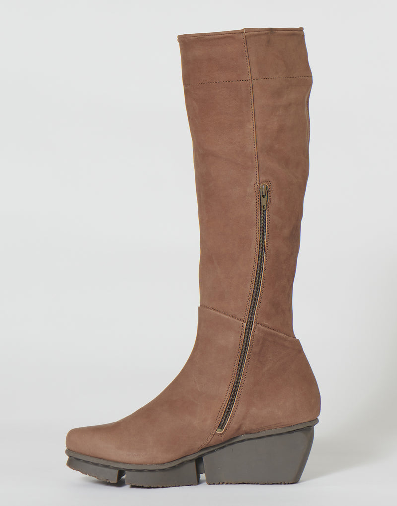 Brown Suede Leather Dart Boots