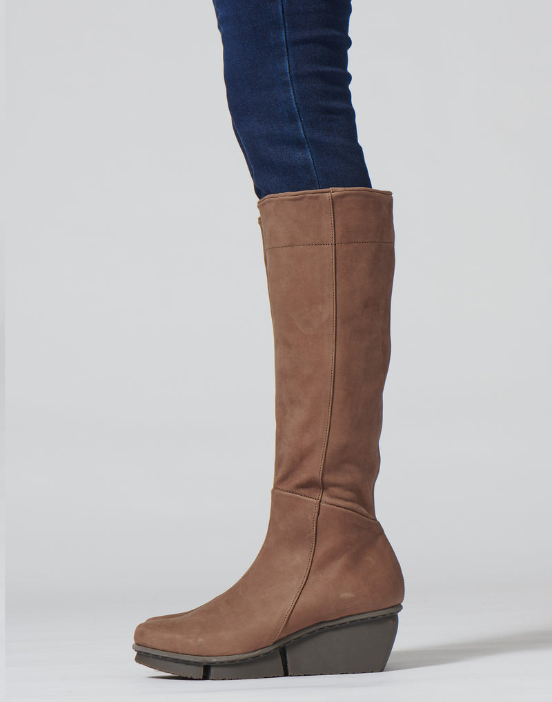 Brown Suede Leather Dart Boots
