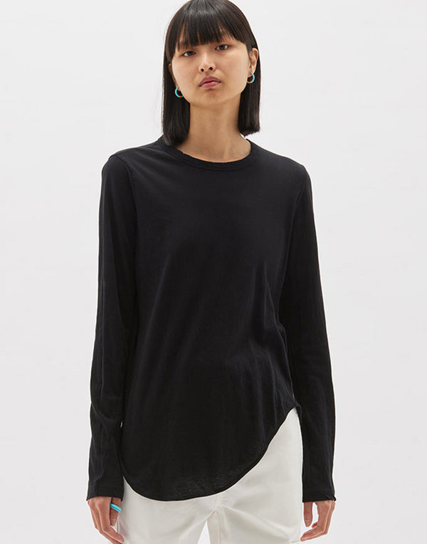 bassike-black-heritage-scoop-hem-long-sleeve-t-shirt.jpeg