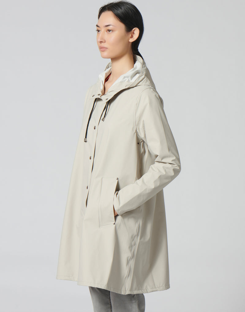 Light Sand Lightweight Moseback Raincoat
