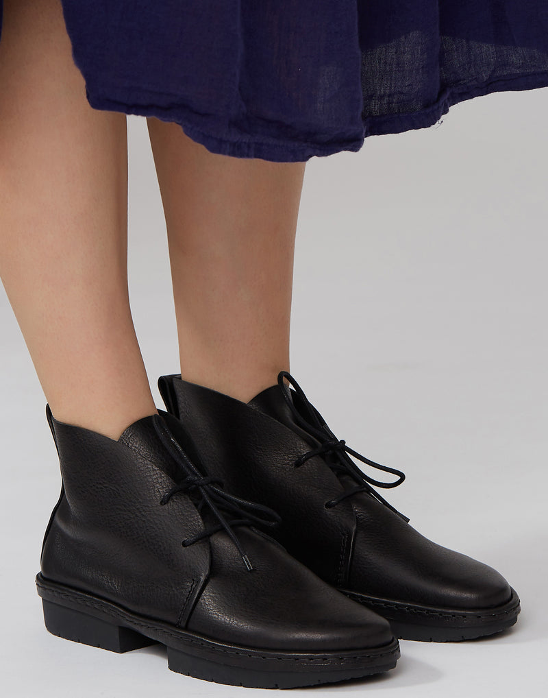 Black Slow Lace Up Leather Boots